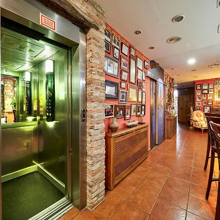 Don Pedro Hotel